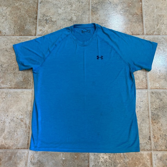Under Armour Other - UNDER ARMOUR T-SHIRT